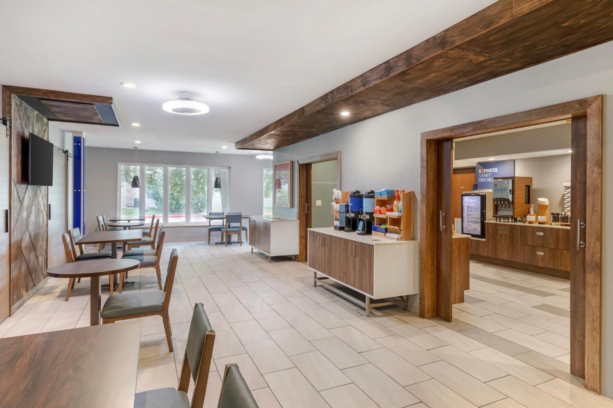 Holiday Inn Express Hotel And Suites Alice By Ihg מראה חיצוני תמונה